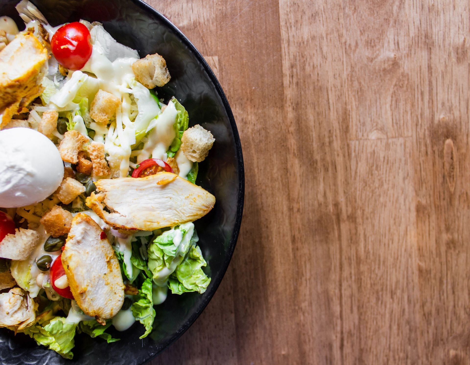 Cancer-fighting diet (Image via Unsplash/Louis Hansel)